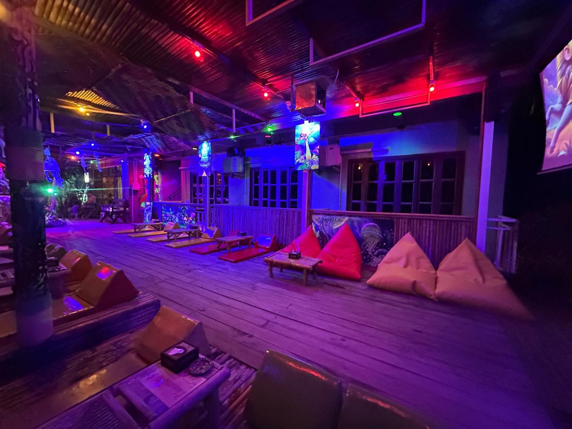 Phi Phi Green House & Sunsky Hostel Zewnętrze zdjęcie