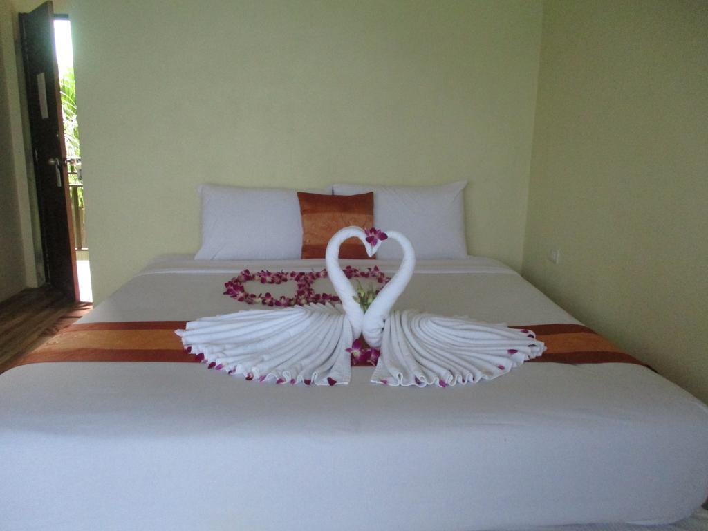 Phi Phi Green House & Sunsky Hostel Zewnętrze zdjęcie